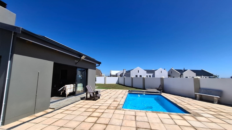 3 Bedroom Property for Sale in Witsand Western Cape